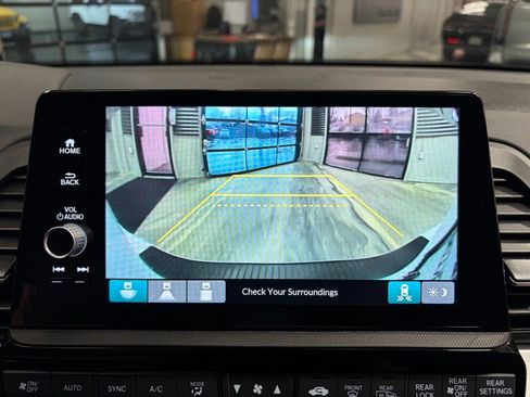 Used 2025 Honda Odyssey Sport-L image 22