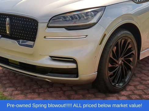 Used 2024 Lincoln Aviator Reserve w/ Jet Package RWD image 17