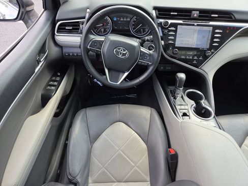 Used 2018 Toyota Camry XLE w/ Driver Assist Package FWD image 29