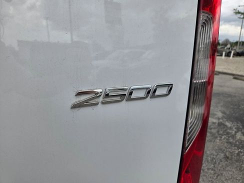 Used 2025 Mercedes-Benz Sprinter 2500 image 10