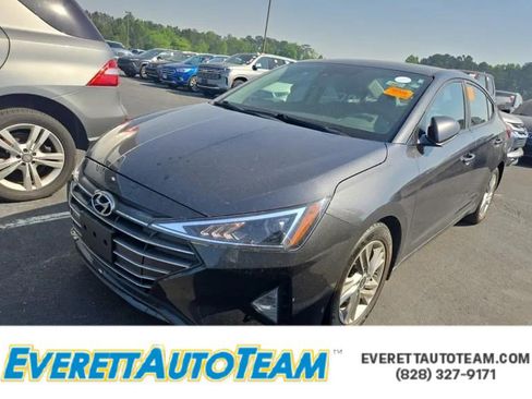 Used 2020 Hyundai Elantra SEL FWD image 1