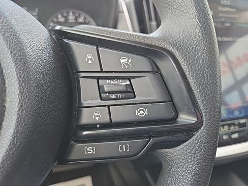 Used 2025 Subaru Crosstrek 2.0i Premium AWD/4WD image 42