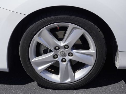 Used 2013 Toyota Matrix S w/ S Sport Pkg FWD image 7