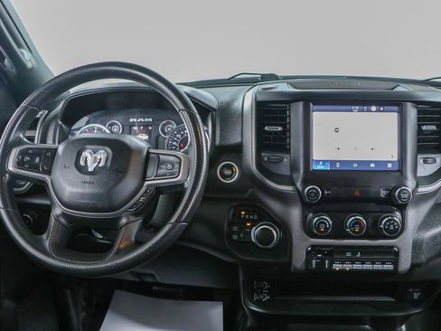 Used 2024 RAM 2500 Tradesman w/ Chrome Appearance Group AWD/4WD image 19