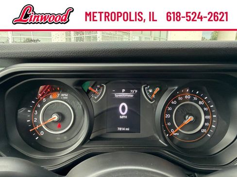 Used 2025 Jeep Wrangler Sport AWD/4WD image 18