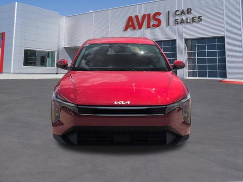 Used 2025 Kia K4 FWD image 2