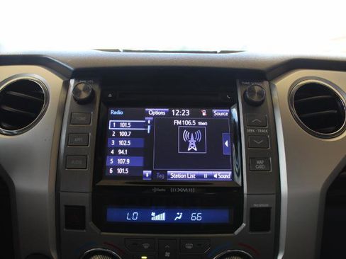 Used 2014 Toyota Tundra Limited image 35