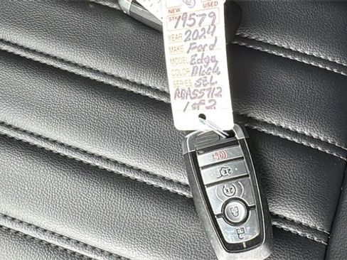 Certified 2024 Ford Edge SEL w/ Convenience Package image 30