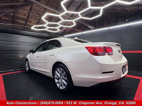 Used 2013 Chevrolet Malibu LT FWD image 4