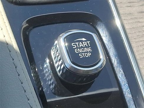 Used 2022 Volvo XC90 T6 Inscription w/ Advanced Package image 23