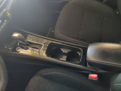 Used 2022 Nissan Kicks SV FWD image 26