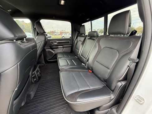 Used 2024 RAM 1500 Laramie image 28