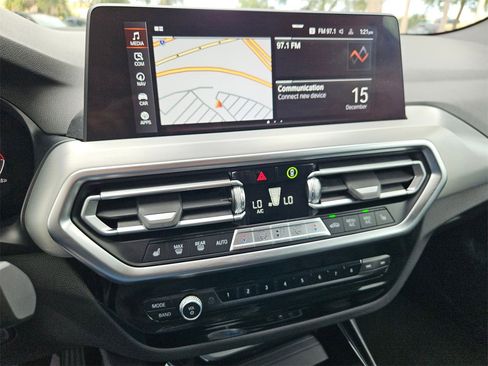 Used 2023 BMW X3 xDrive30i image 15