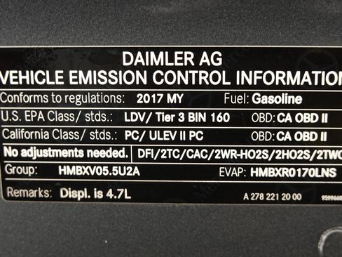 Used 2017 Mercedes-Benz S 550 Sedan w/ Sport Package w/ Sport Package image 86