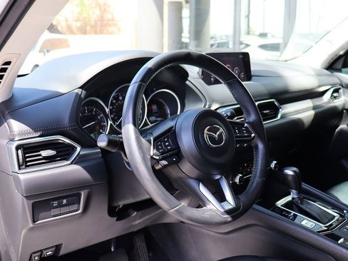 Used 2019 MAZDA CX-5 Touring FWD image 39