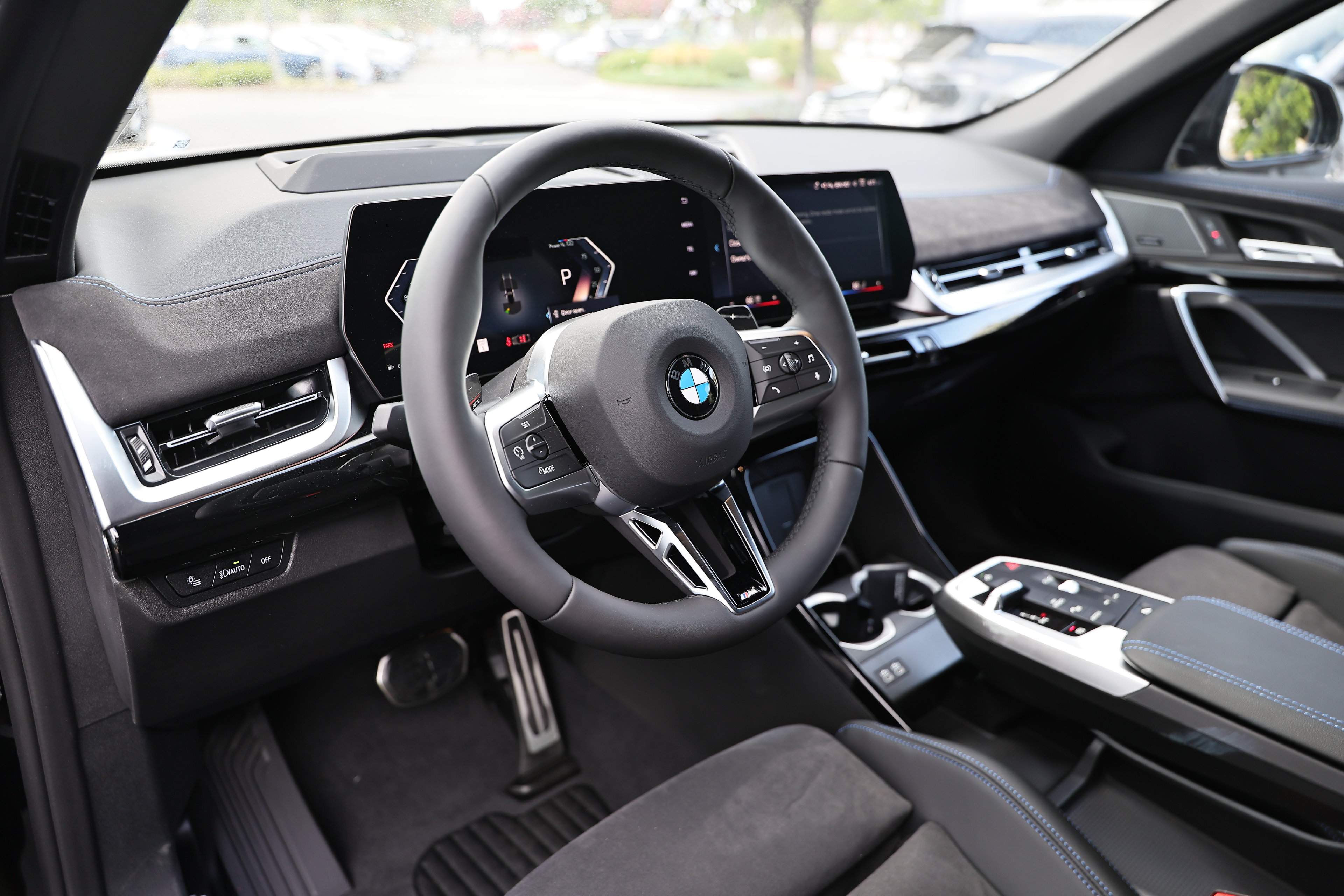 New 2026 BMW X2 xDrive28i w/ Technology Package AWD/4WD image 19