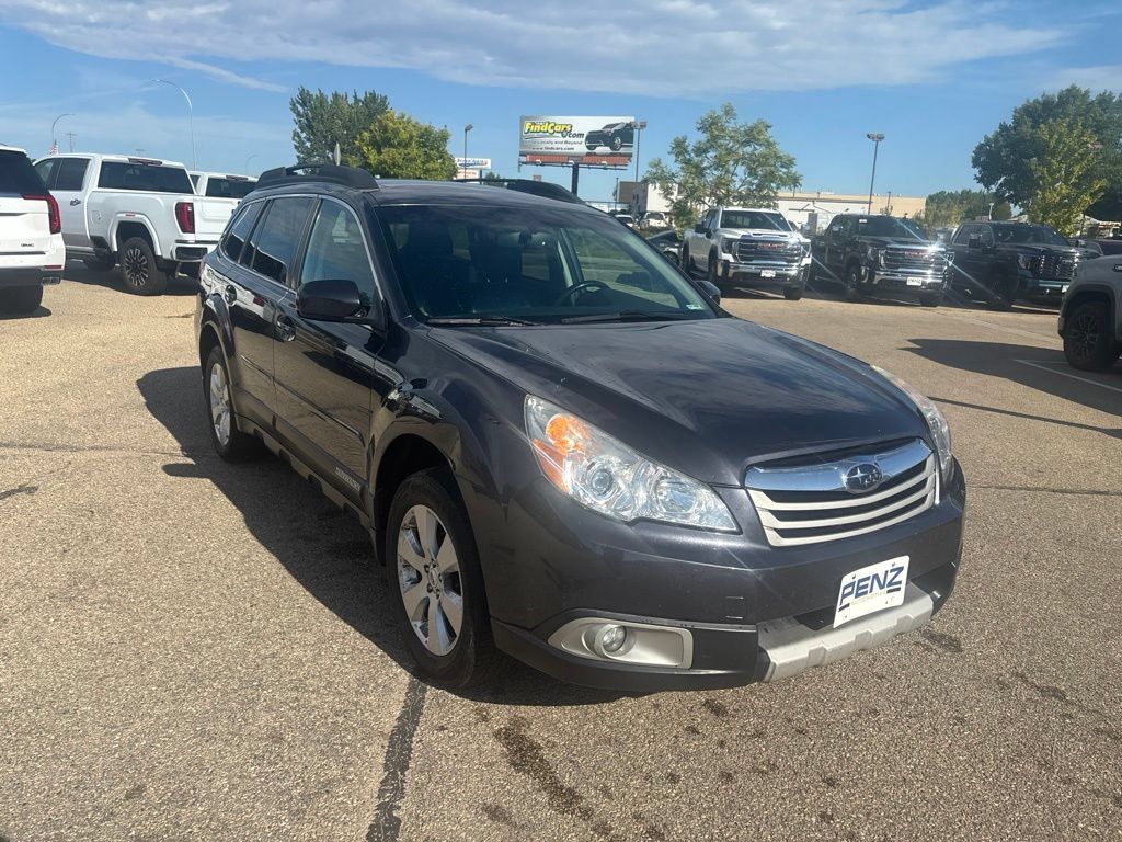 Used 2012 Subaru Outback 2.5i Limited w/ Moonroof Pkg AWD/4WD image 3