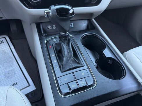 Used 2016 Kia Sedona LX w/ LX Convenience Package image 31