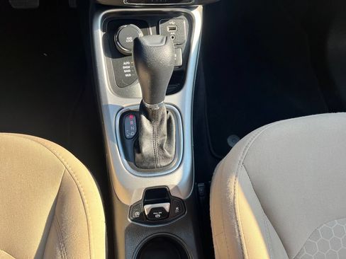 Used 2018 Jeep Compass Sport AWD/4WD image 15