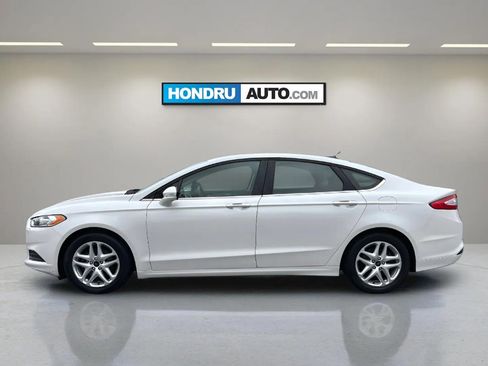 Used 2016 Ford Fusion SE image 5