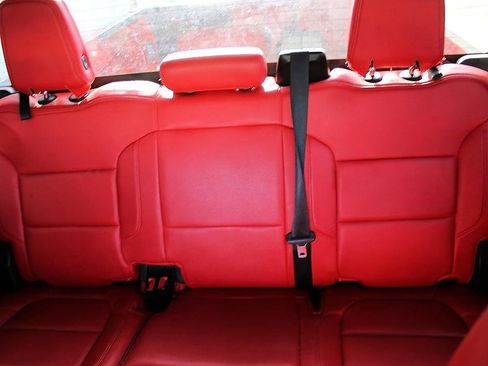 Used 2022 Chevrolet Silverado 1500 Custom image 10