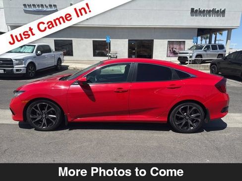 Used 2019 Honda Civic Sport image 2