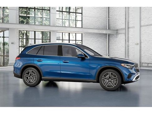 New 2026 Mercedes-Benz GLC 300 4MATIC image 14