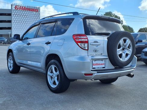 Used 2010 Toyota RAV4 2WD image 3