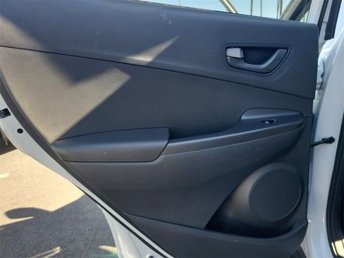 Used 2020 Hyundai Kona SEL image 15