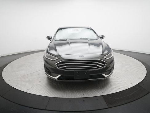 Used 2020 Ford Fusion SEL image 11