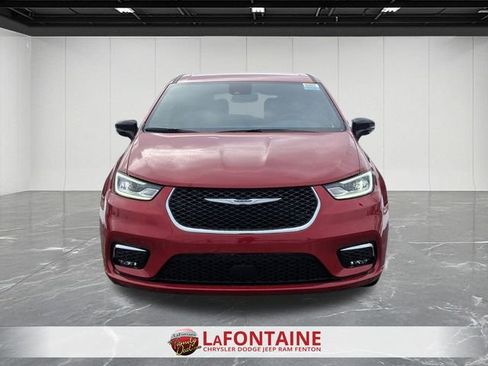 New 2026 Chrysler Pacifica Select image 8