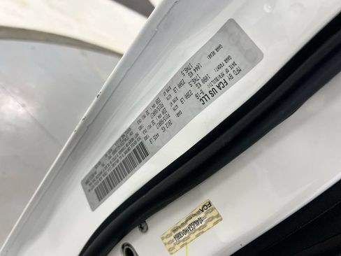 Used 2017 Jeep Compass High Altitude FWD image 26