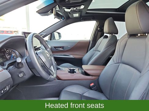 Used 2021 Toyota Venza Limited image 26