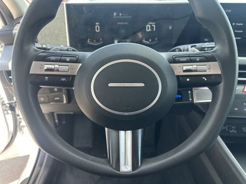 Used 2025 Hyundai Sonata SEL FWD image 23