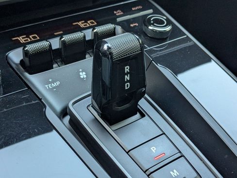 Used 2020 Porsche 911 Carrera image 20