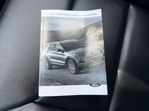 Used 2023 Ford Explorer XLT w/ Equipment Group 202A AWD/4WD image 54