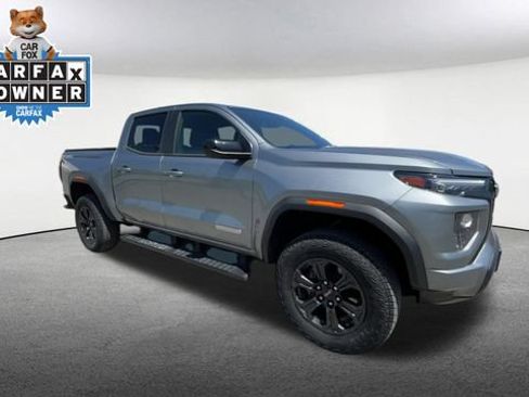 Used 2025 GMC Canyon Elevation w/ Convenience Package AWD/4WD image 2
