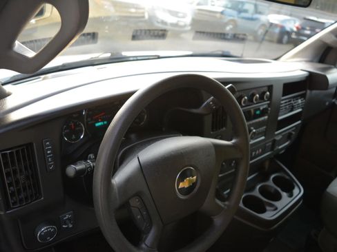 Used 2019 Chevrolet Express 3500 LT w/ LT Preferred Equipment Group image 29