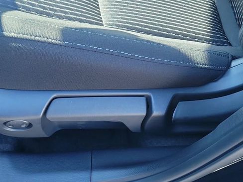 New 2026 Mitsubishi Outlander ES image 18