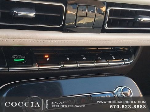 Certified 2022 Lincoln Nautilus Black Label image 15