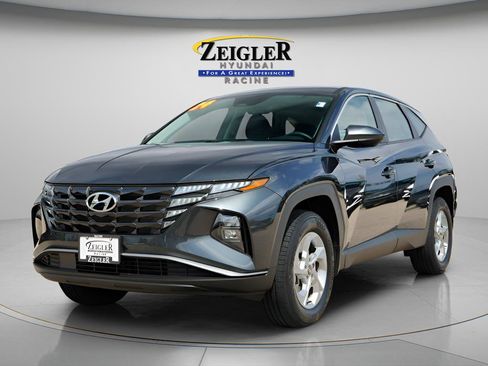 Certified 2024 Hyundai Tucson SE AWD/4WD image 3