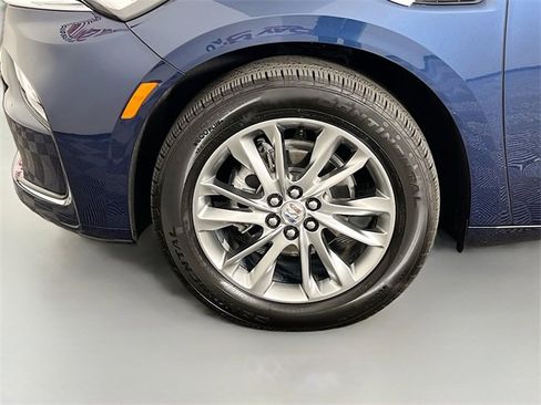 Used 2023 Buick Enclave Avenir w/ Avenir Technology Package image 30