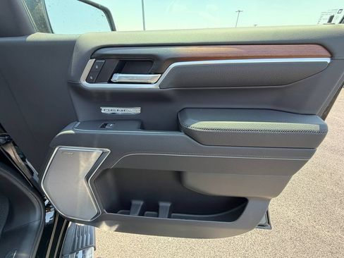 New 2026 GMC Sierra 1500 Denali AWD/4WD image 17