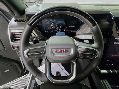 New 2026 GMC Yukon Elevation image 11