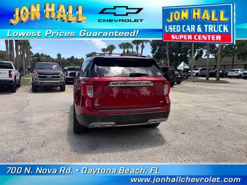 Used 2020 Ford Explorer XLT w/ Equipment Group 202A AWD/4WD image 9
