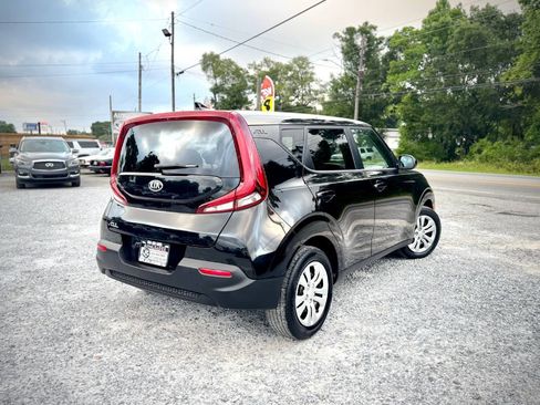Used 2020 Kia Soul LX FWD image 4
