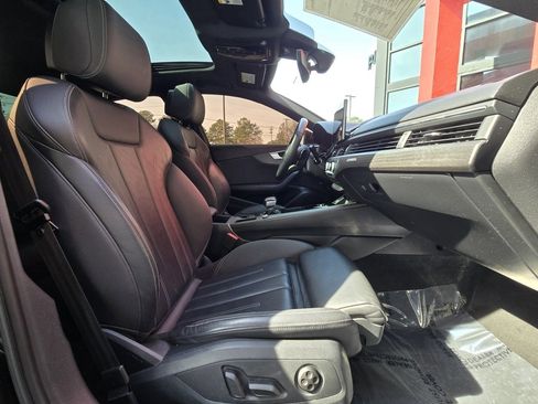 Used 2021 Audi A4 2.0T Premium w/ Convenience Package image 22