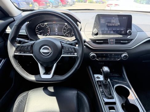 Certified 2023 Nissan Altima 2.5 SR AWD/4WD image 13