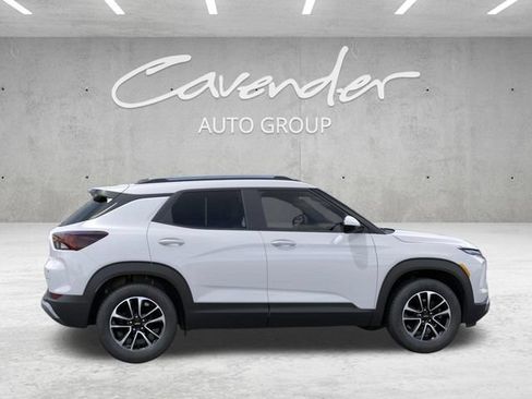 New 2026 Chevrolet TrailBlazer LT w/ Convenience Package FWD image 5