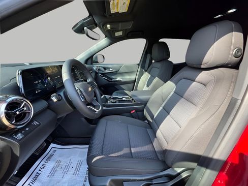 New 2026 Chevrolet Equinox LT w/ Safety and Technology Package image 16